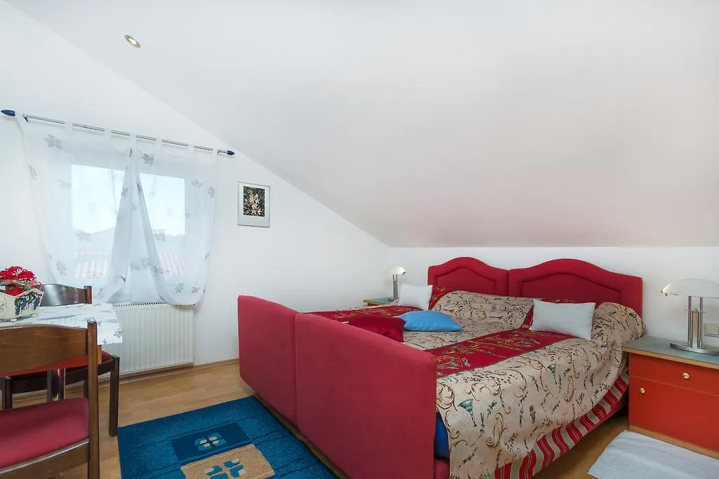Apartments Villa-Passat Poreč 0*,  Chorvatsko